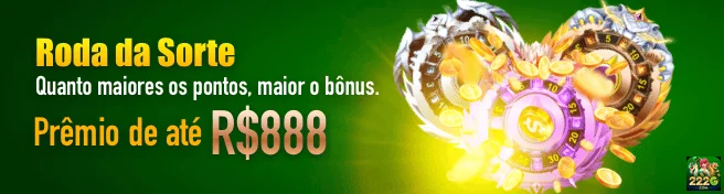 Usuário feliz acessando dados seguros no VIP services